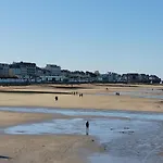 Maison De Pecheur Charmante Et Atypique En Pierre, 1 Min De Marche De La