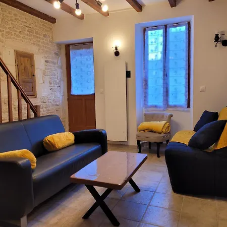 Feriehus Maison De Pecheur Charmante Et Atypique En Pierre, 1 Min De Marche De La