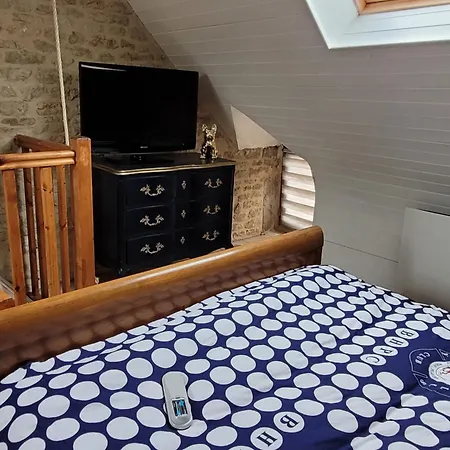 Maison De Pecheur Charmante Et Atypique En Pierre, 1 Min De Marche De La *