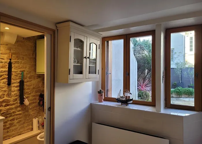 Maison De Pecheur Charmante Et Atypique En Pierre, 1 Min De Marche De La Saint-Aubin-Sur-Mer (Calvados)